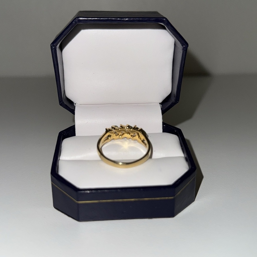 Vintage Gold Gem Ring - Picture 11 of 14